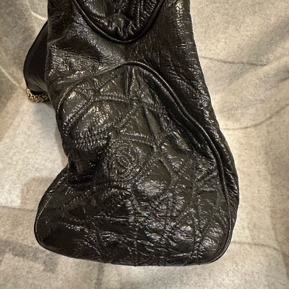 Authentic CHANEL Black Patent leather bag - Picture 5 of 13